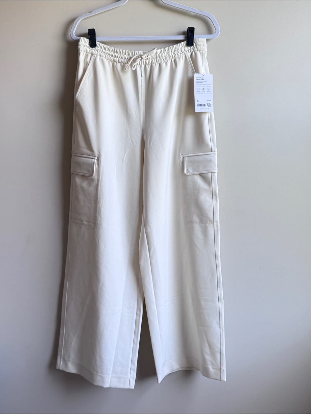 NWT Athleta Promenade Cream Wide-Leg Cargo Pants Women’s Size Small